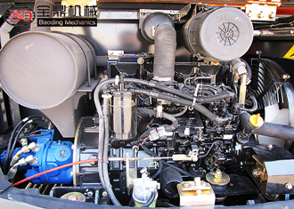 寶鼎履帶60小型挖掘機(jī)