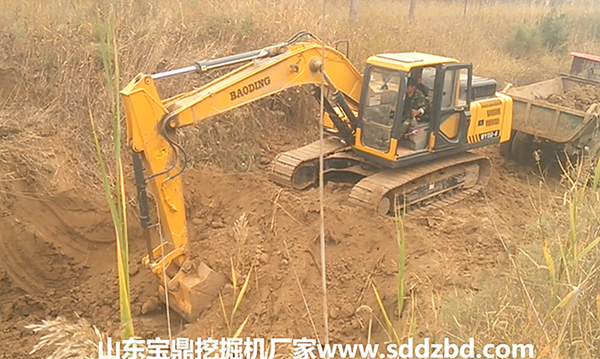 挖土機甩土方操作