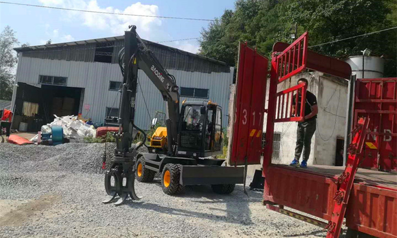 江西抓木機銷售交車
