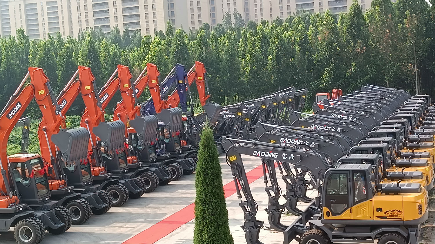 寶鼎挖掘機廠家贏得良好口碑