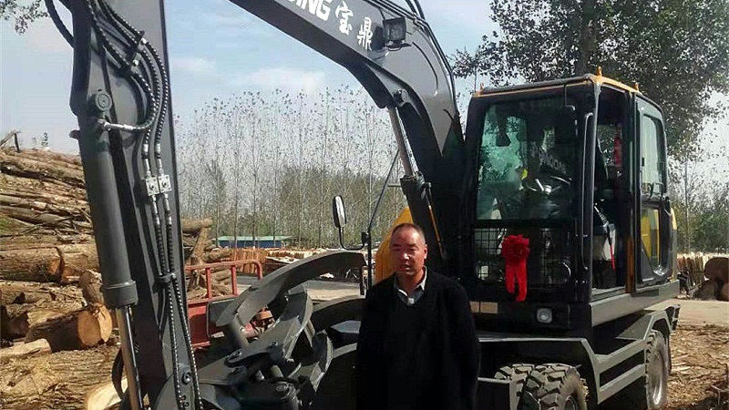 河南抓木機(jī)銷售寶鼎BD95抓木機(jī)型號
